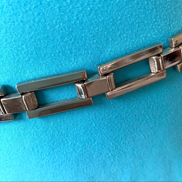 Geometric Silver Belt - Picture 3 of 4